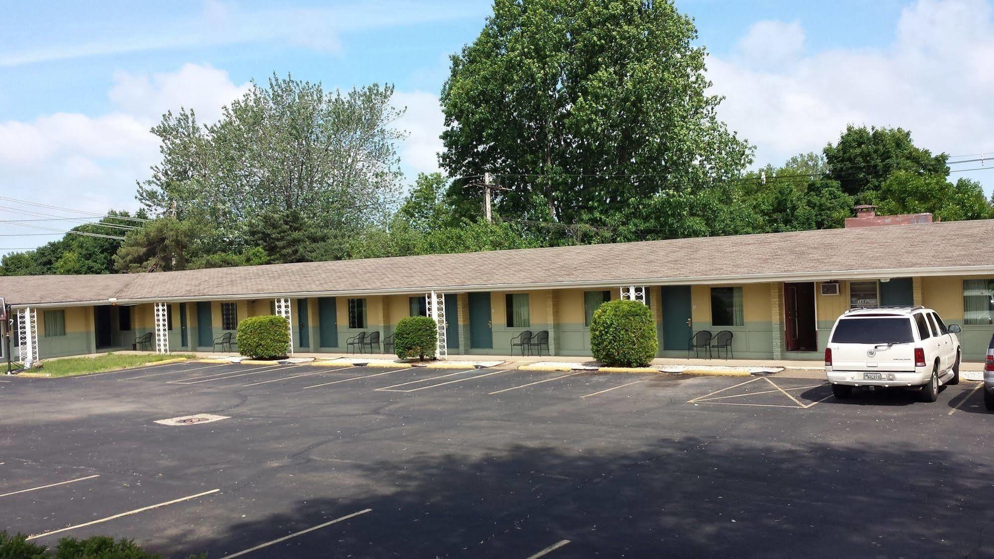 Rodeway Inn Erie Exterior photo